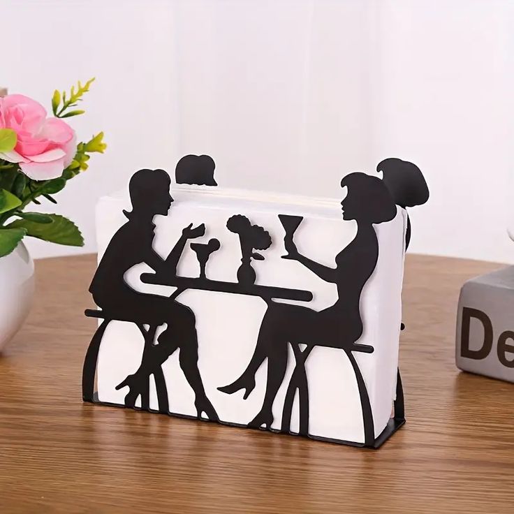 Couple Tissue Holder